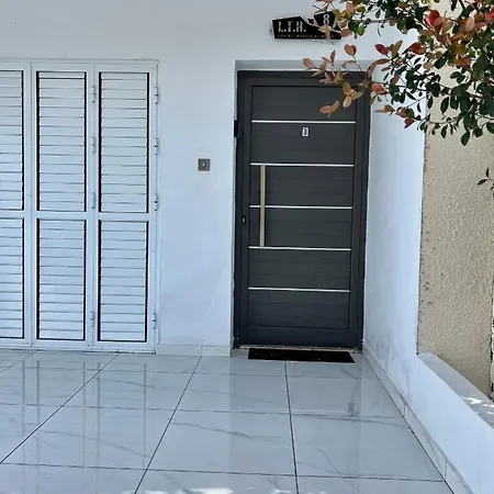 Διαμέρισμα Luxury Industrial House 8 Πάφος